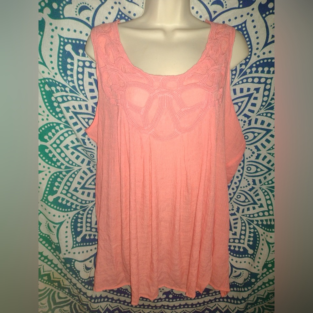 Set of Blue, White, and Coral Lightweight Sleeveless Tops 2X - Picture 2 of 11